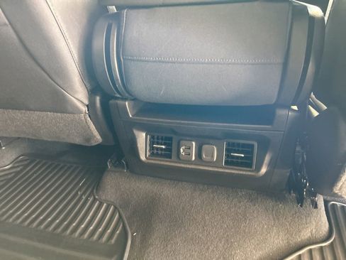 Used 2019 GMC Sierra 1500 SLE w/ SLE Value Package image 28