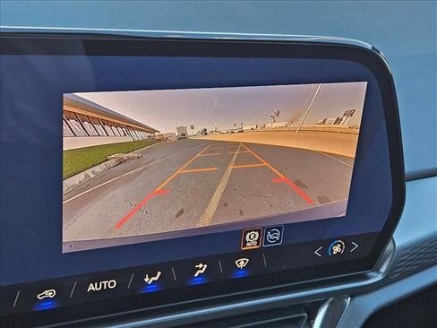 New 2026 Chevrolet Equinox EV LT image 13