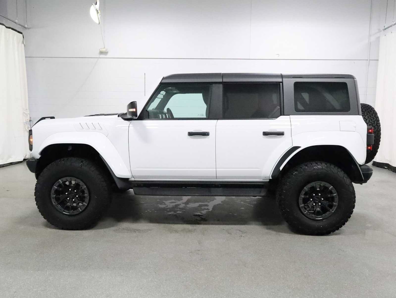 Used 2024 Ford Bronco Raptor AWD/4WD image 2