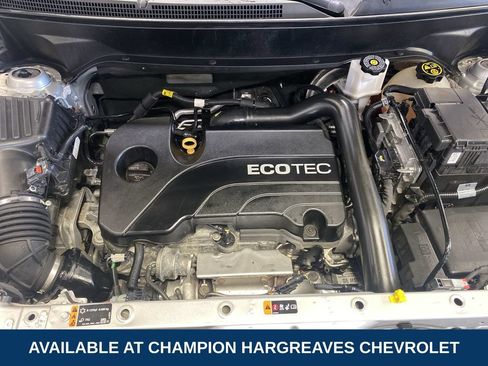Used 2020 Chevrolet Equinox LT w/ Driver Convenience Package FWD image 38