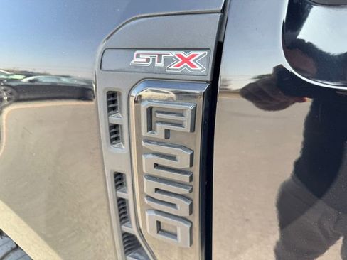 Used 2024 Ford F250 XL w/ STX Appearance Package image 38