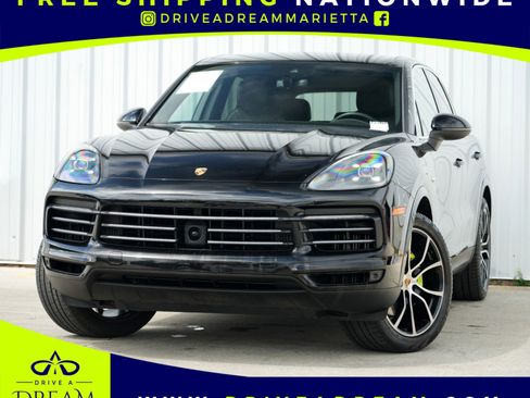 Used 2022 Porsche Cayenne E-Hybrid image 1