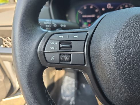 Used 2024 Honda Accord EX-L image 16