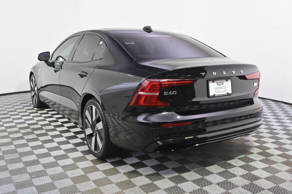 Used 2023 Volvo S60 T8 Plus w/ Climate Package AWD/4WD image 4