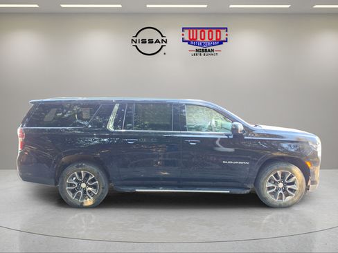Used 2023 Chevrolet Suburban LS w/ Driver Alert Package AWD/4WD image 2