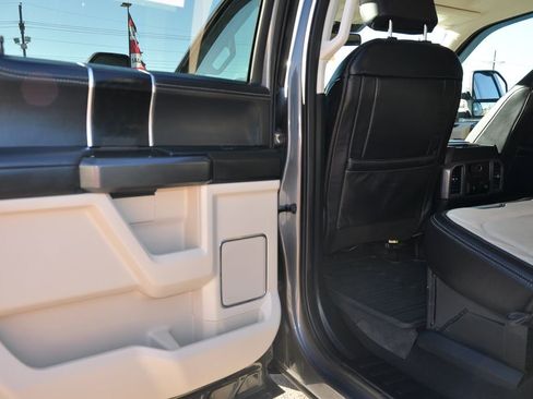 Used 2021 Ford F250 Limited image 13