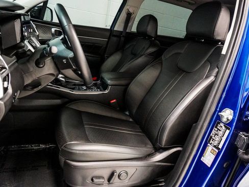 Used 2023 Kia Sorento SX image 6