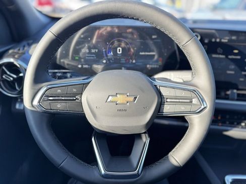 New 2026 Chevrolet Equinox LT image 22