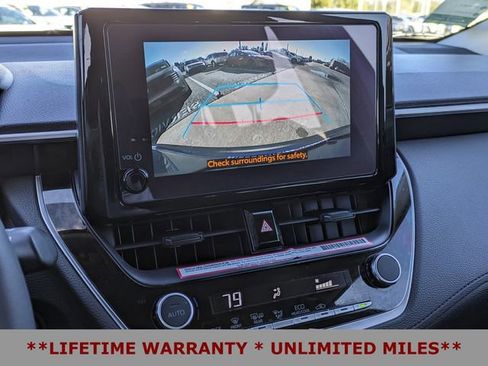 Used 2024 Toyota Corolla Cross LE image 21