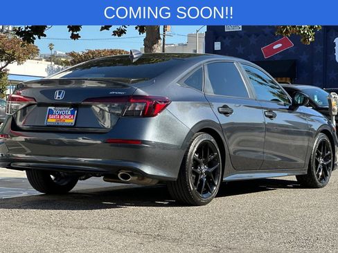 Used 2025 Honda Civic Sport image 4