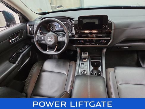 Used 2023 Nissan Pathfinder SL w/ Black Appearance Package AWD/4WD image 13