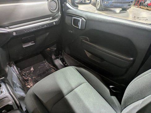 Certified 2022 Jeep Wrangler Unlimited Sport image 15