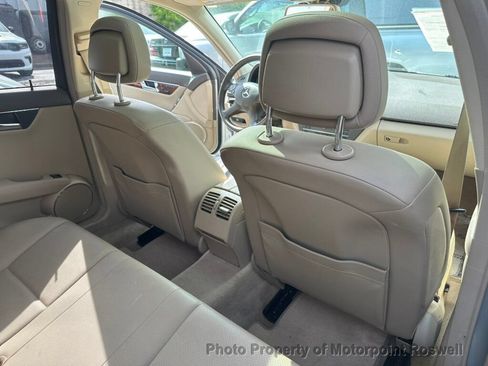 Used 2011 Mercedes-Benz C 300 Sedan image 10