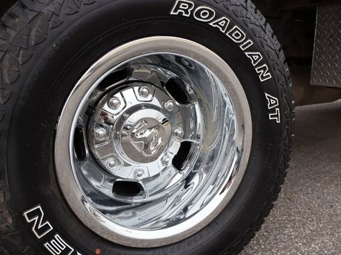 Used 2024 RAM 3500 Tradesman image 41