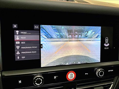 New 2026 Porsche Macan GTS image 26