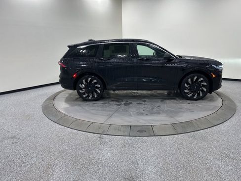 New 2026 Lincoln Nautilus Black Label w/ Jet Appearance Package image 4