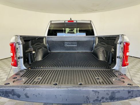Used 2025 RAM 1500 Big Horn AWD/4WD image 30