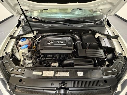Used 2014 Volkswagen Passat 1.8T SE FWD image 15