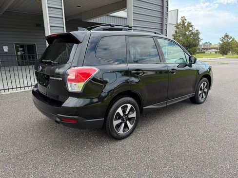 Used 2018 Subaru Forester 2.5i Premium AWD/4WD image 10