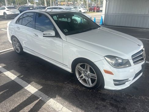 Used 2014 Mercedes-Benz C 250 Sedan image 1