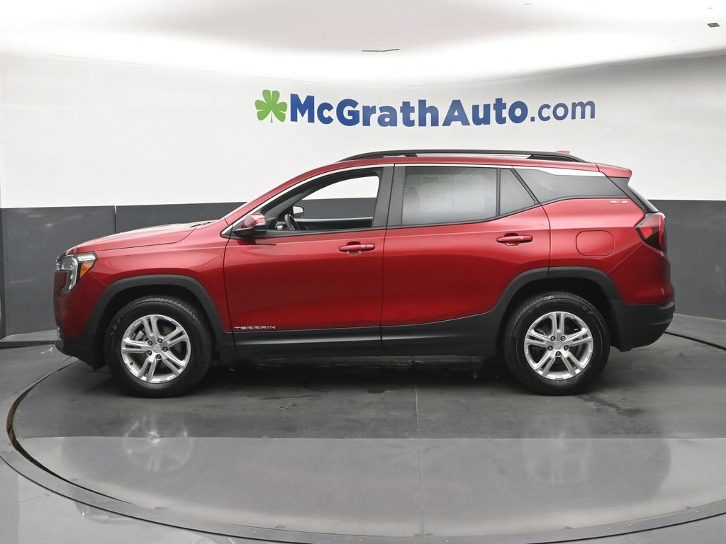 Used 2023 GMC Terrain SLE w/ Driver Convenience Package AWD/4WD image 23