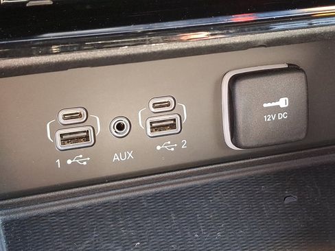 Certified 2023 Jeep Grand Cherokee Altitude image 25