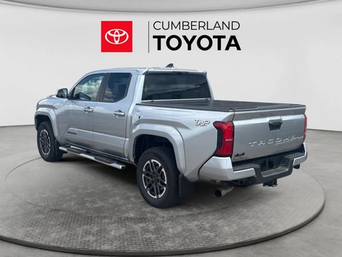 Used 2026 Toyota Tacoma TRD Sport AWD/4WD image 3