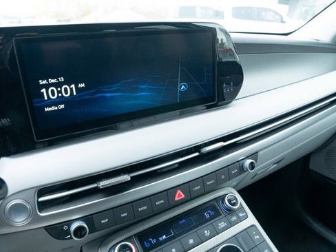Used 2024 Hyundai Palisade SEL image 18