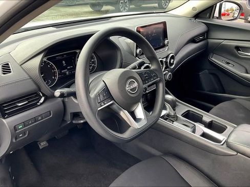 Used 2024 Nissan Sentra SV image 14