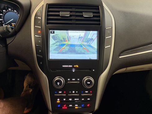 Used 2018 Lincoln MKC Reserve w/ Lincoln MKC Climate Package image 18