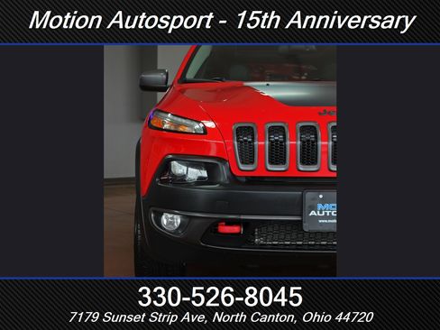 Used 2017 Jeep Cherokee Trailhawk w/ Comfort/Convenience Group image 5
