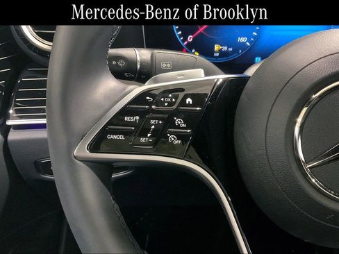 Used 2023 Mercedes-Benz E 350 4MATIC Sedan image 23