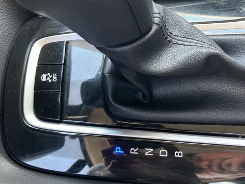 Used 2025 Toyota Corolla LE FWD image 24