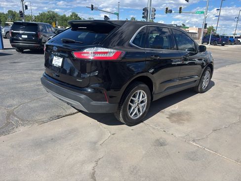 Used 2024 Ford Edge SEL w/ Convenience Package AWD/4WD image 6