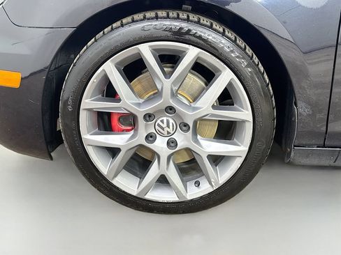Used 2013 Volkswagen GTI Driver's Edition FWD image 39