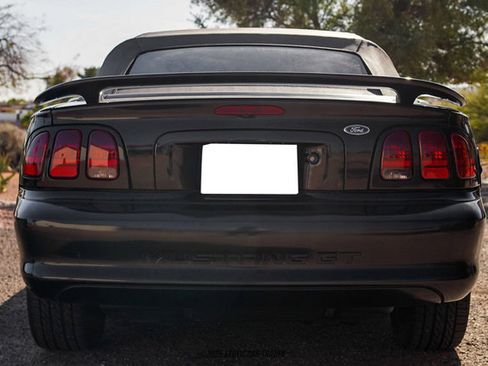 Used 1998 Ford Mustang GT image 19