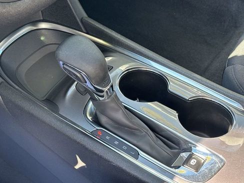 Used 2022 Chevrolet Malibu LT image 18