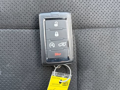 Used 2023 Jeep Grand Cherokee Altitude AWD/4WD image 23