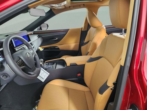 New 2025 Lexus ES 350 w/ Premium Package image 16