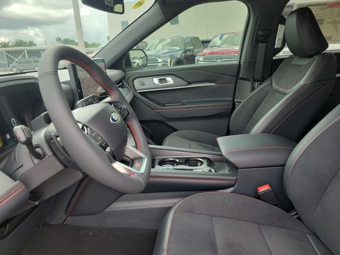 New 2026 Ford Explorer ST AWD/4WD image 3