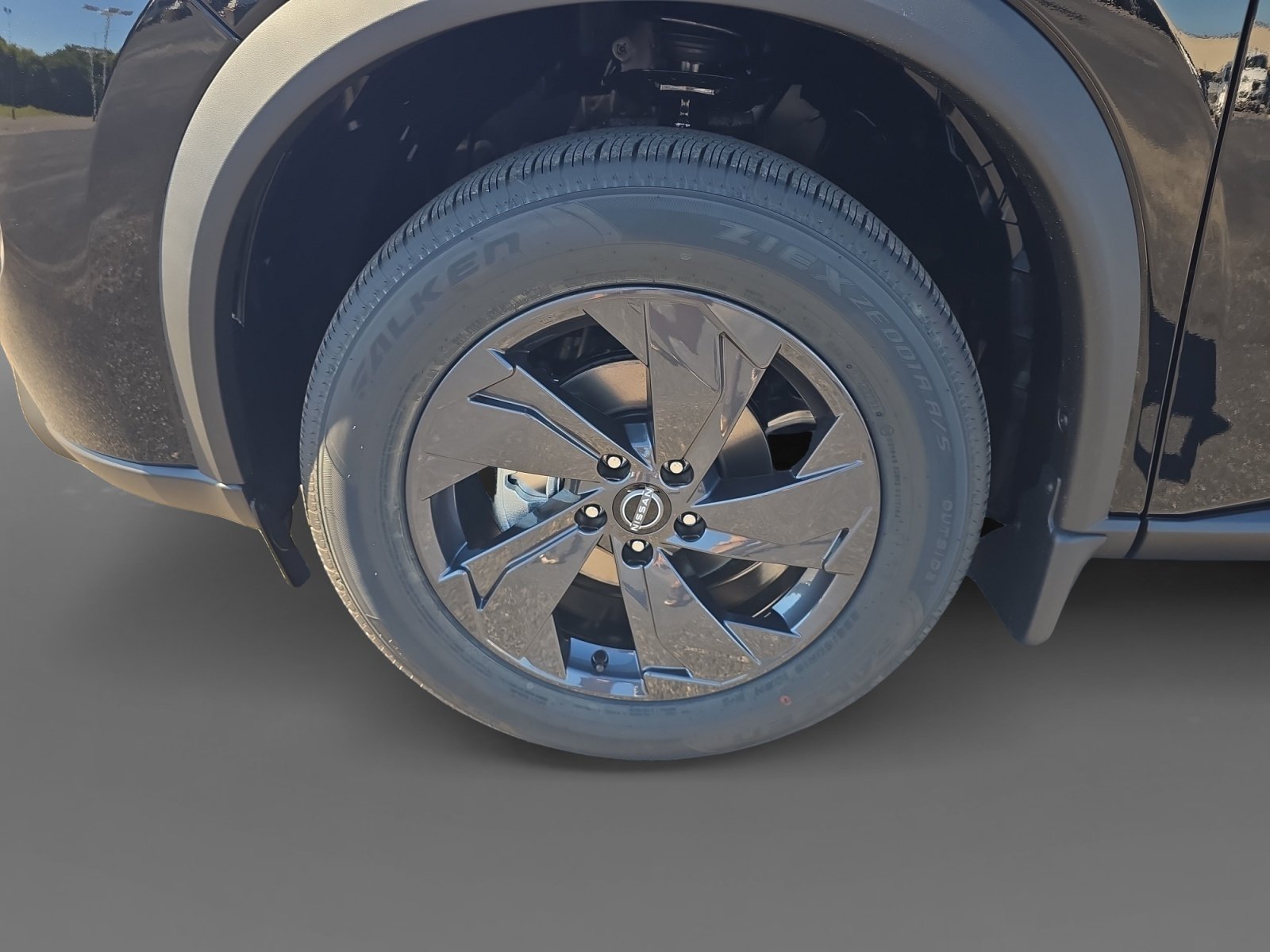 New 2027 Nissan Rogue SV w/ Cold Weather Package FWD image 10