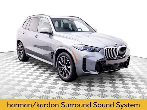 Used 2024 BMW X5 xDrive40i w/ M Sport Package AWD/4WD image 8