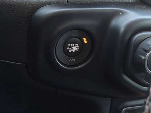 Used 2021 Jeep Wrangler Unlimited Sahara AWD/4WD image 19