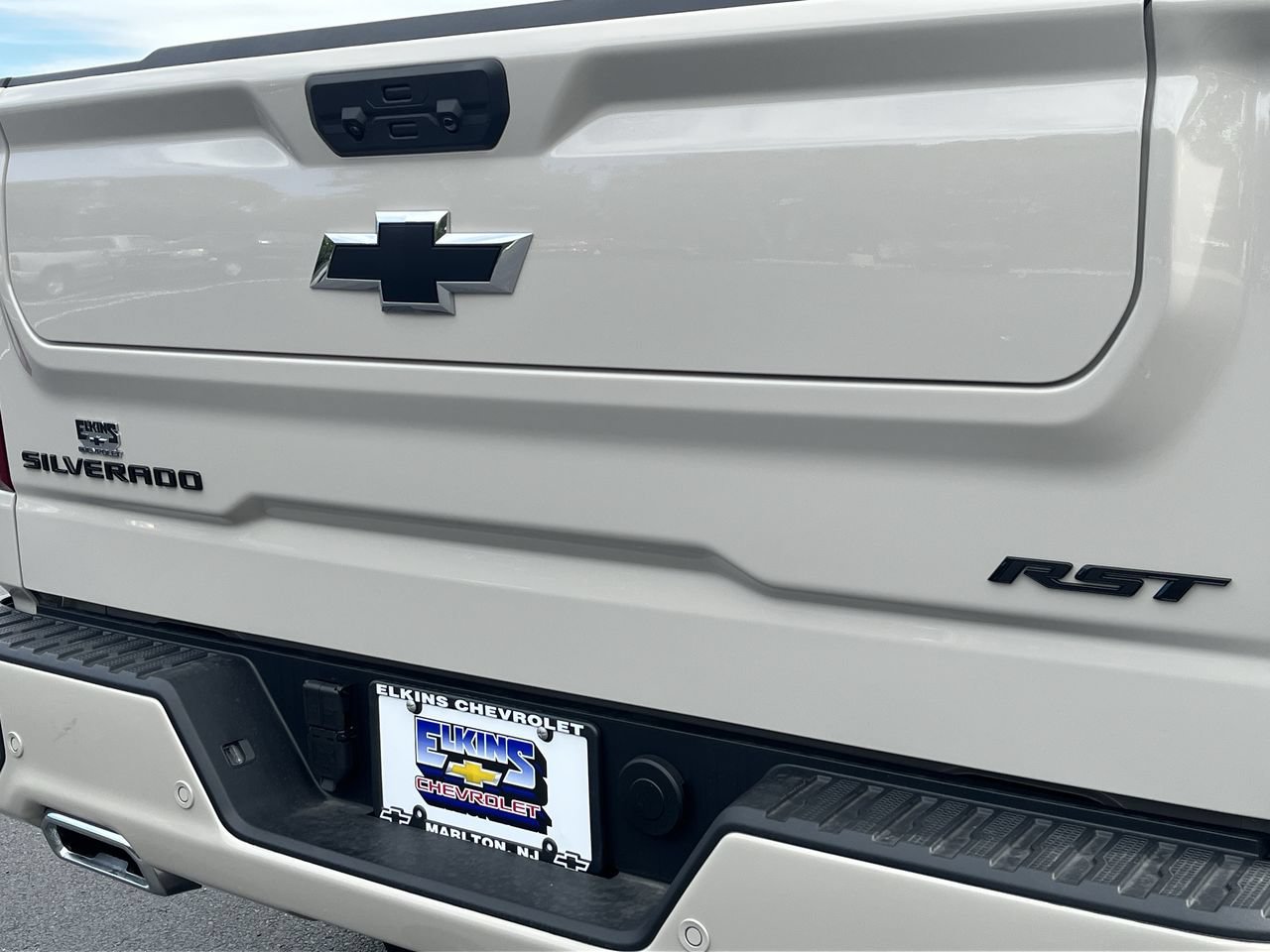 New 2026 Chevrolet Silverado 1500 RST w/ Safety Package AWD/4WD image 11