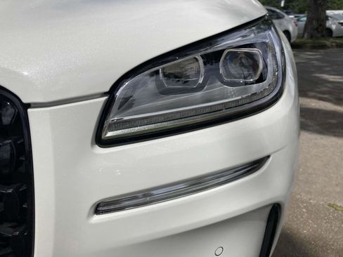 New 2025 Lincoln Corsair Reserve w/ Jet Appearance Package image 11