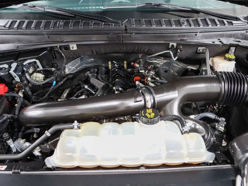 Used 2023 Ford Expedition Limited image 36