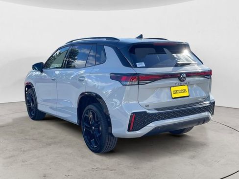 New 2026 Volkswagen Tiguan SE R-Line AWD/4WD image 3