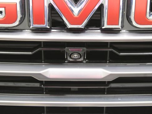 Used 2026 GMC Yukon AT4 Ultimate w/ LPO, Floor Liner Package AWD/4WD image 61