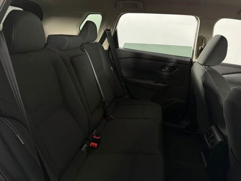 Used 2025 Nissan Rogue S FWD image 17