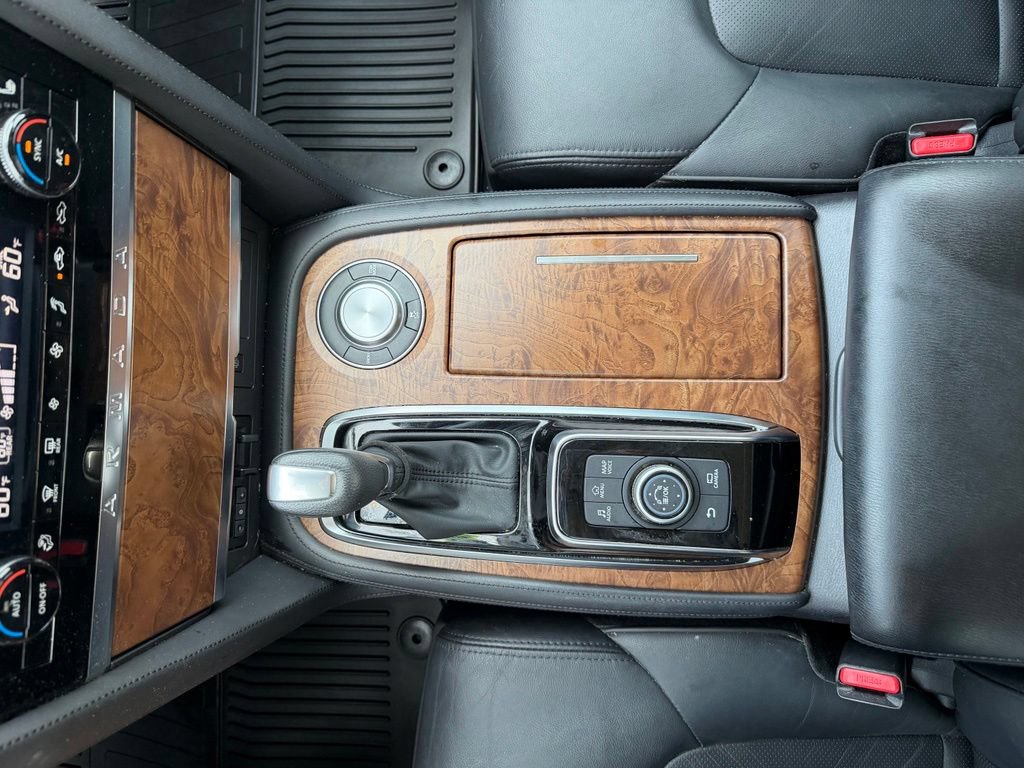 Used 2023 Nissan Armada SL w/ Captain's Chairs Package RWD image 25